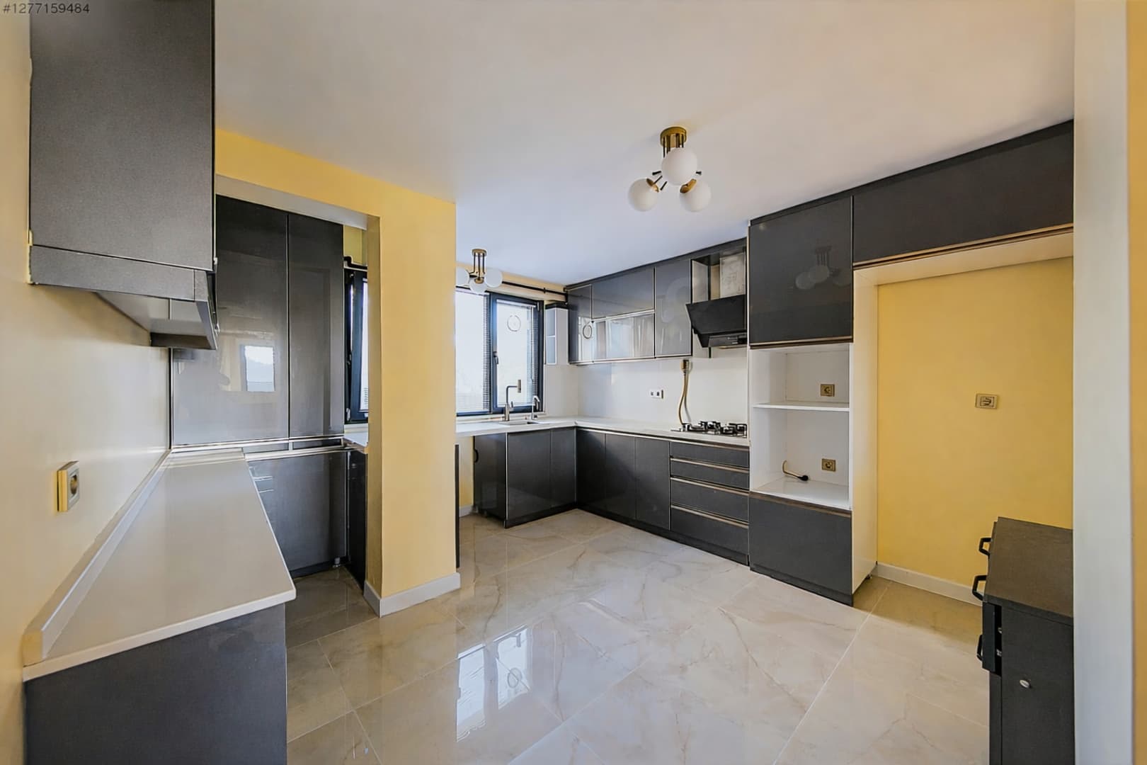 5+1 Villa with Pool, Sauna, and Turkish Bath in Özyörem Site