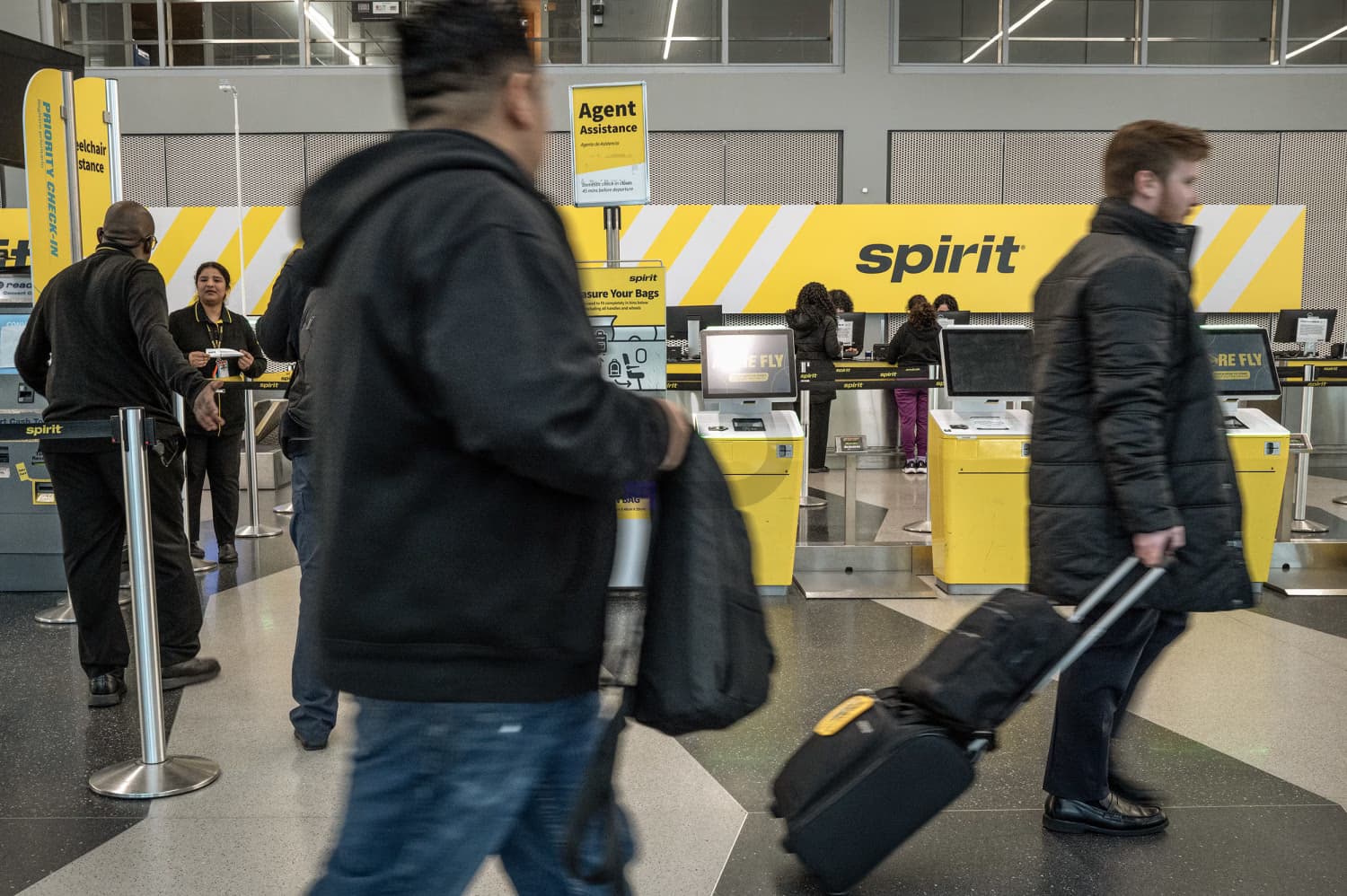 Spirit Airlines' Sudden Suspension of Operations Victimized Passengers: Refund and Rebooking Process
