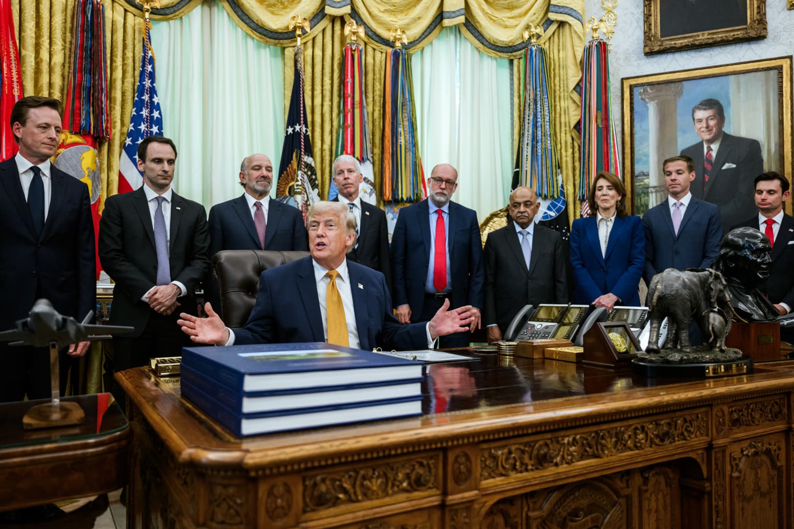 Trump says new large data centers must generate their own electricity