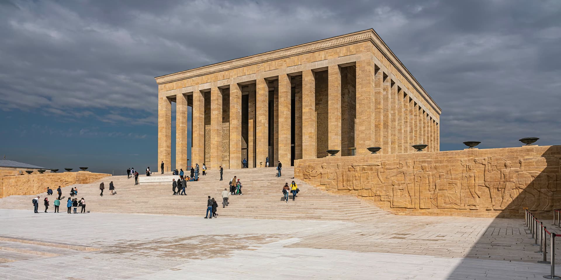 Carney cites Atatürk, recalls maple saplings Canada sent to Anıtkabir 70 years ago