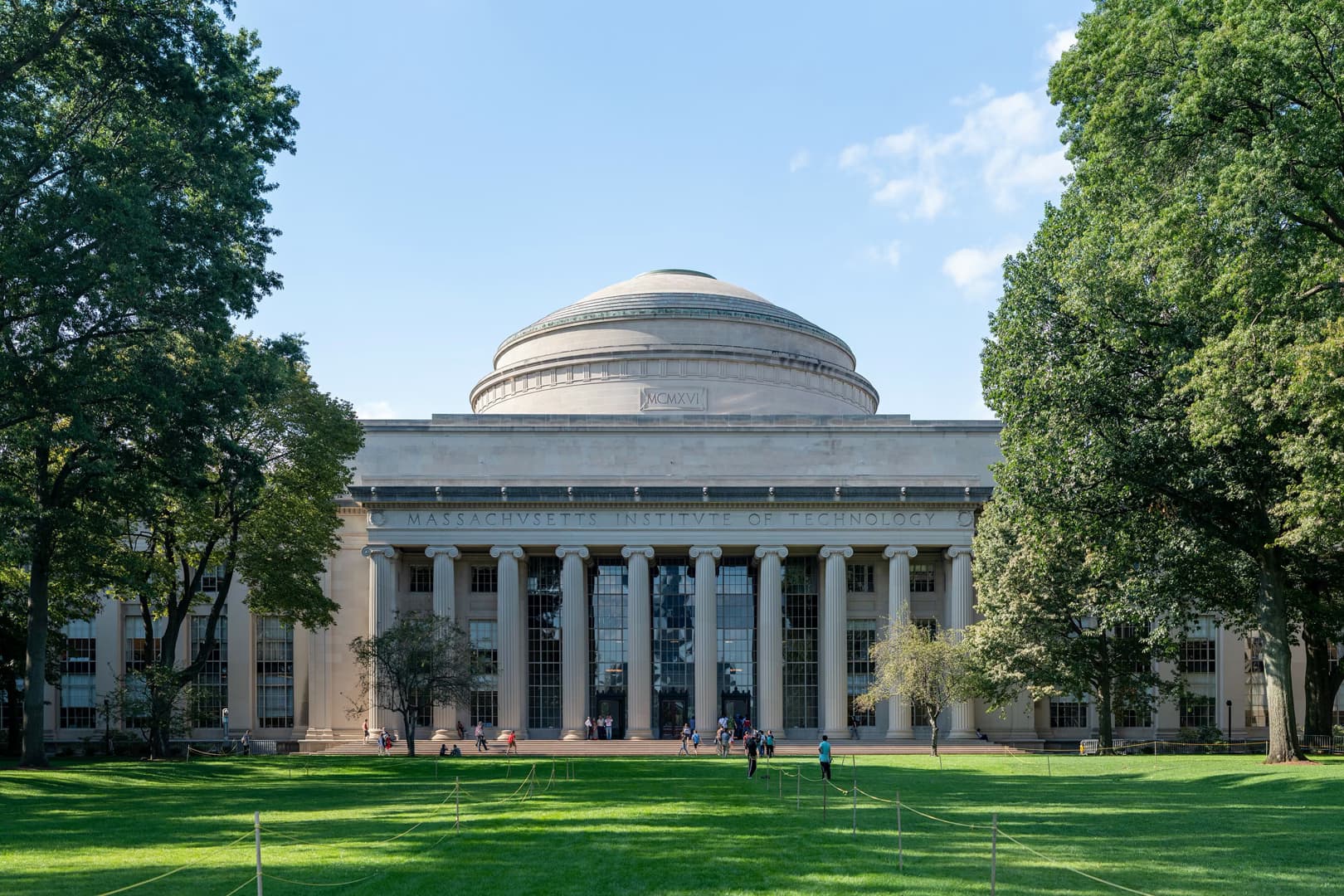 US probes alleged J-1 visa fraud at Harvard, MIT and 7 other universities