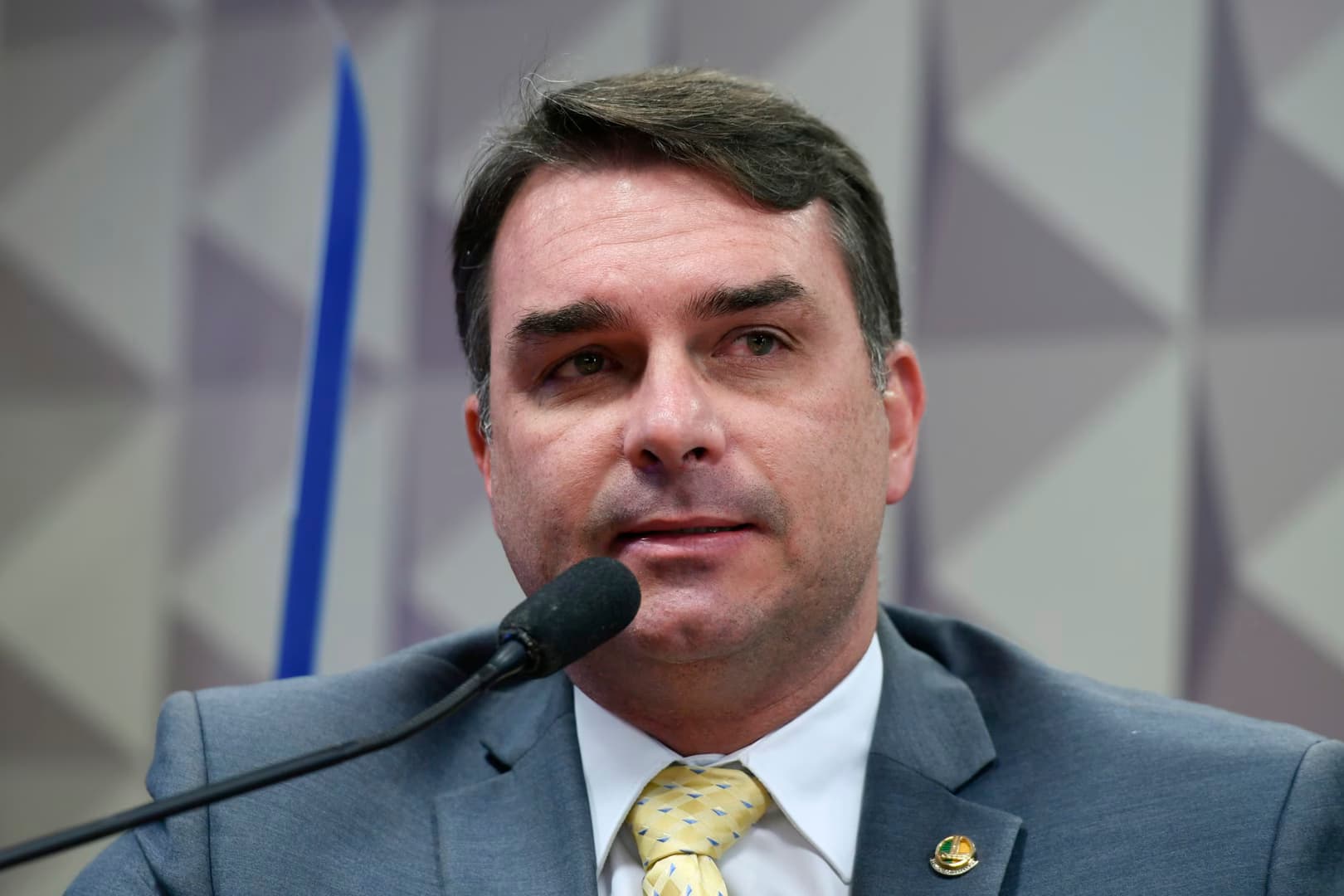 Flávio Bolsonaro, seçim yenilgisi sonrası Brezilya’dan ayrılıp Miami’ye indi