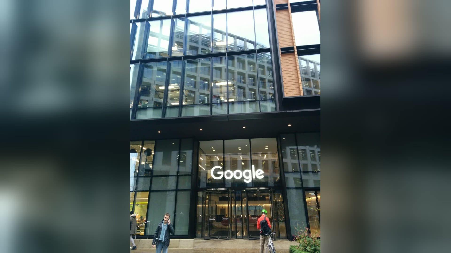 Инженер DeepMind ушла из Google, заявив о «соучастии в геноциде в Газе»