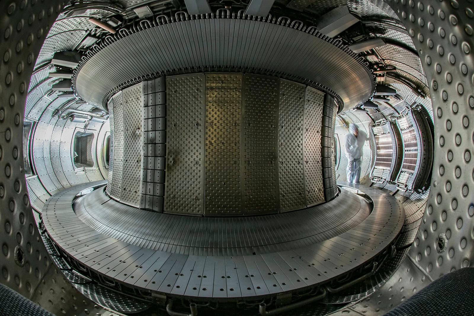China’s ‘artificial sun’ campus opens as BEST reactor assembly reaches critical stage