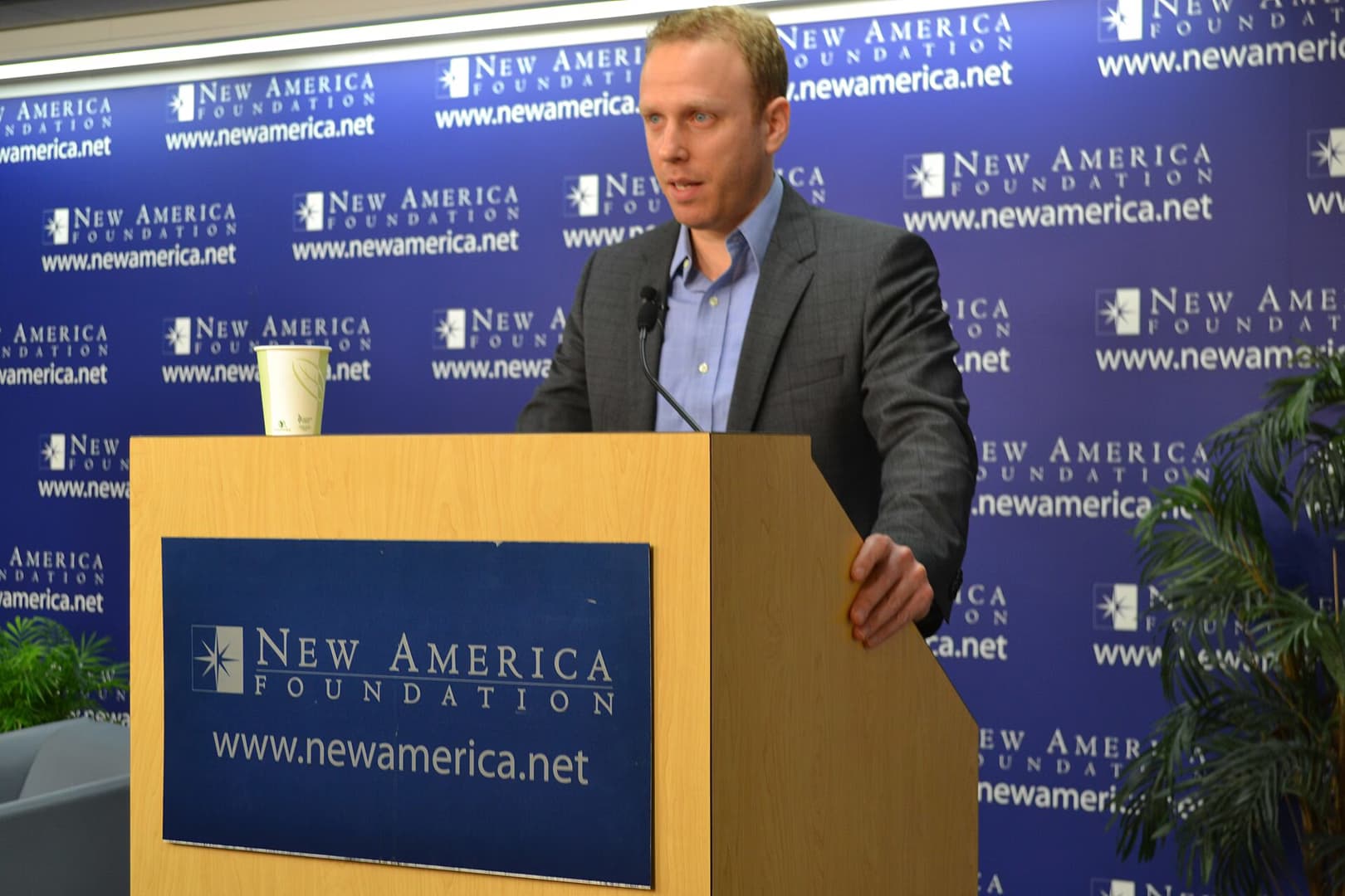 Max Blumenthal tells Tucker Carlson Israel used Hannibal directive on Oct. 7