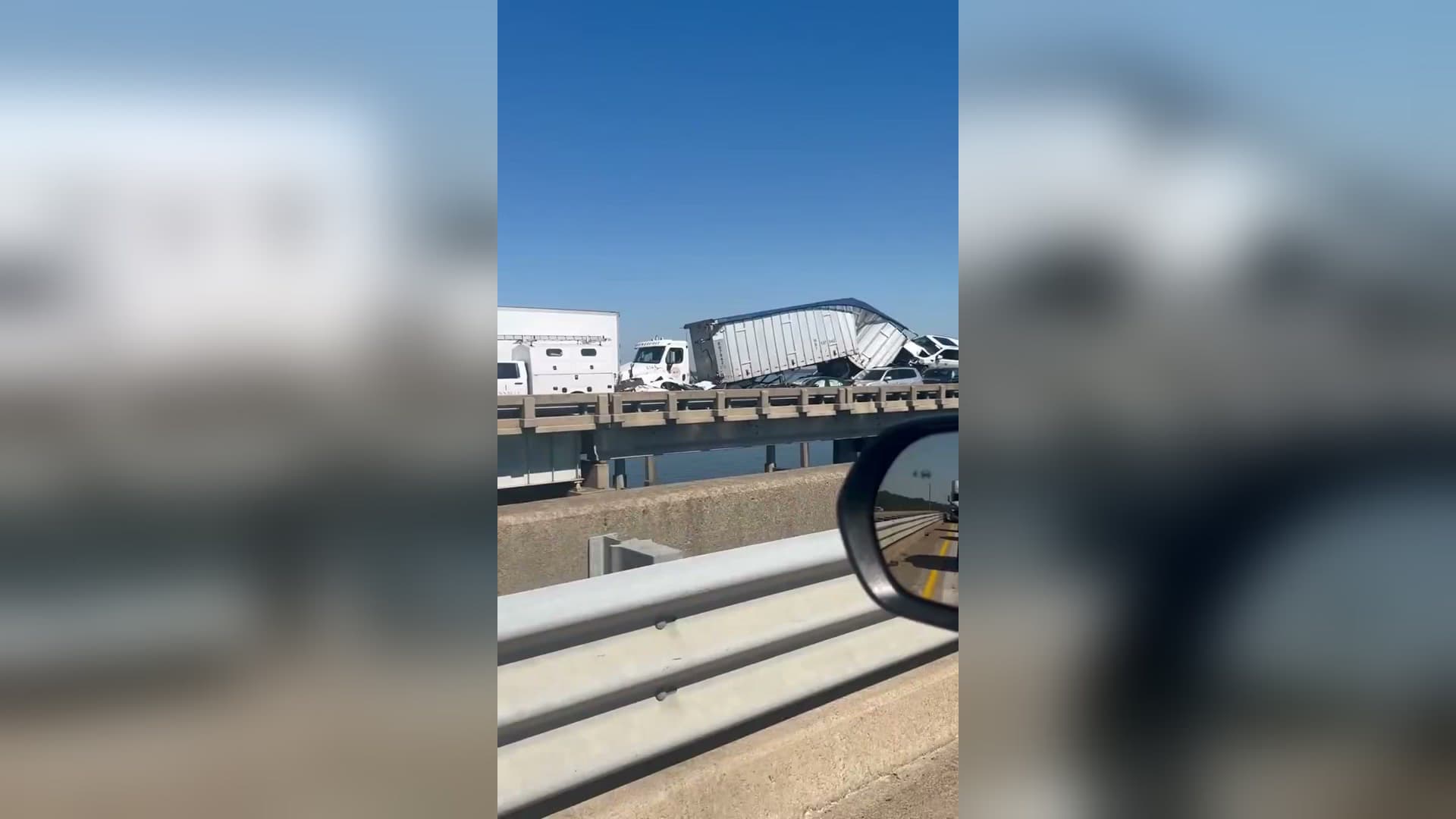 Dense fog triggers 69-vehicle pileup on I-95 bridge over Lake Marion