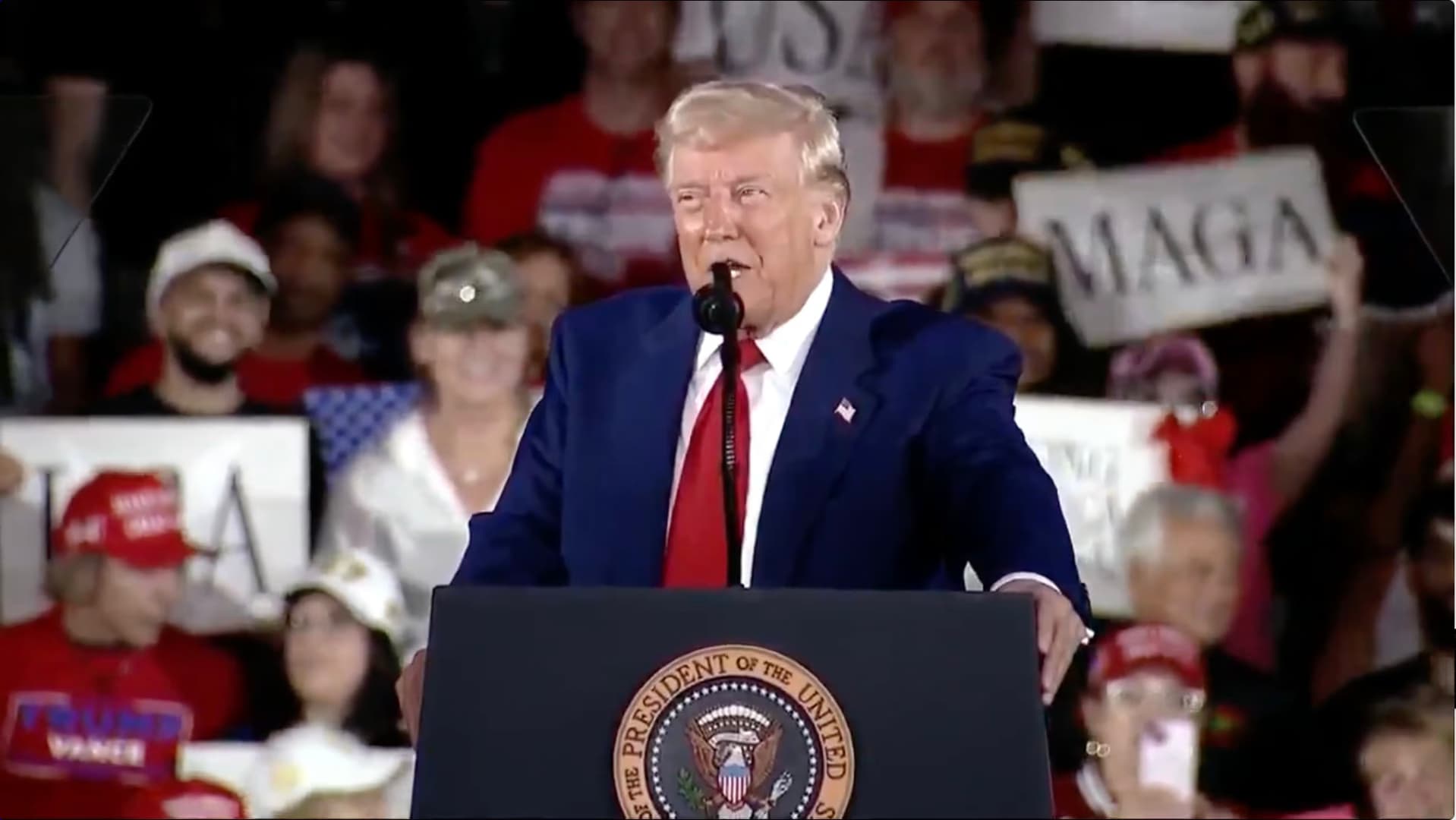 На митинге в Мичигане Трамп назвал Норвегию «помойной страной»