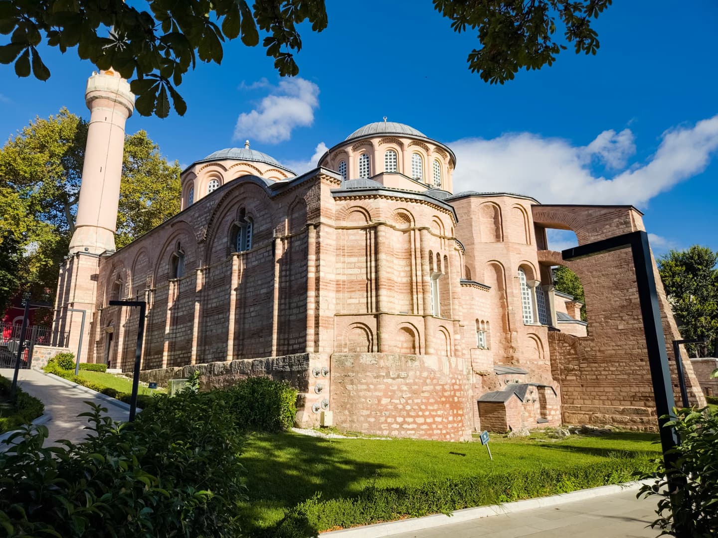 Kanada Başbakanı Carney, İstanbul'daki Kariye Camii ziyaretiyle Türkiye gezisini tamamladı