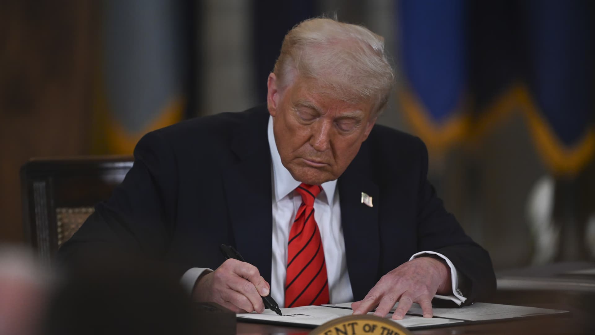 Trump, konut kredisi ve ev sahipliği maliyetlerini düşürme kararını imzaladı