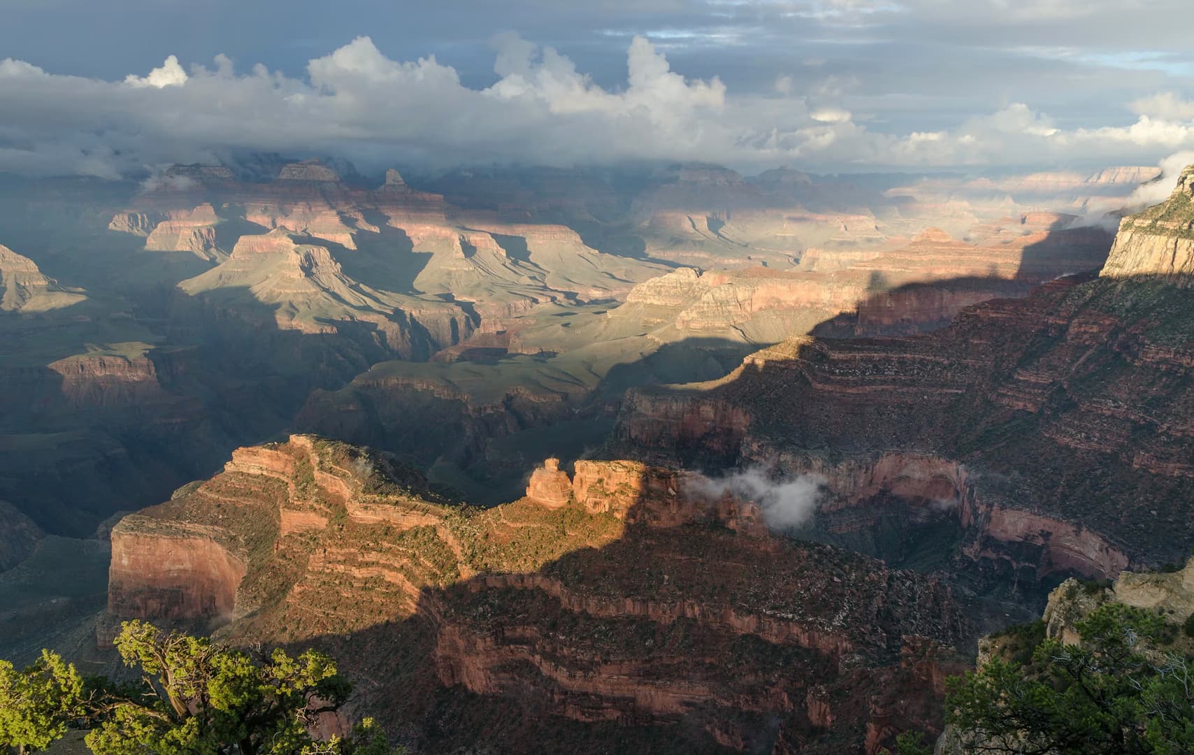 Grand Canyon businesses blame $100 foreign visitor fee for drop in tourism