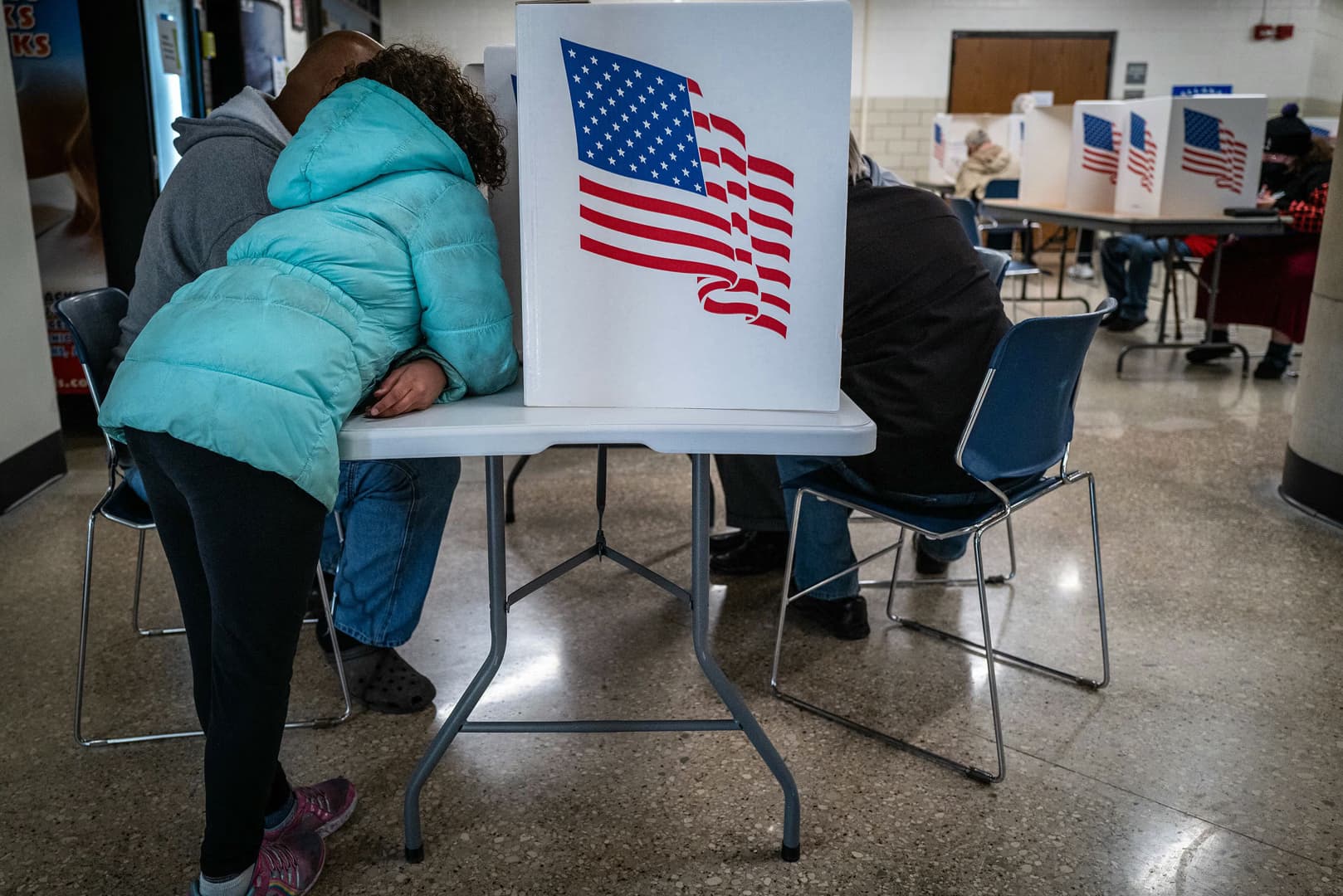 Gallup's 'most important problem' measure gives Democrats an 11-point midterm edge