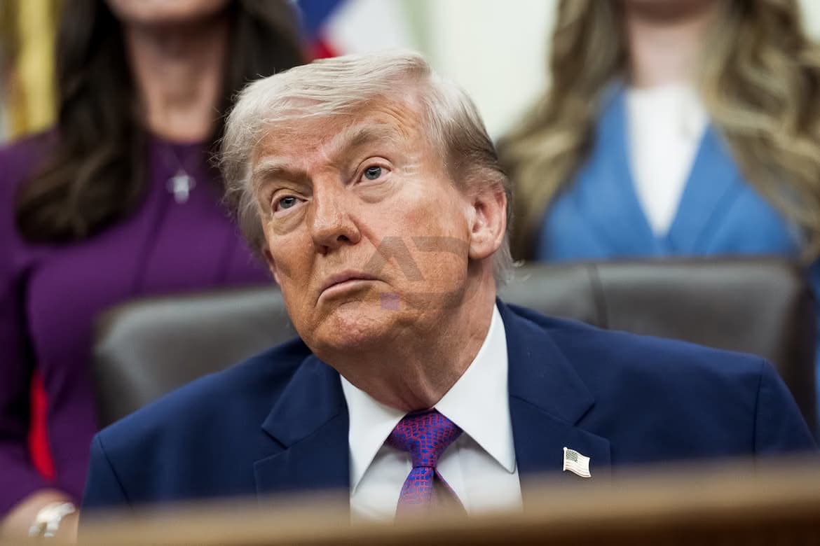 Donald Trump, Las Vegas'ta elektrikli araç sürücülerinin şarj kaygısıyla alay etti