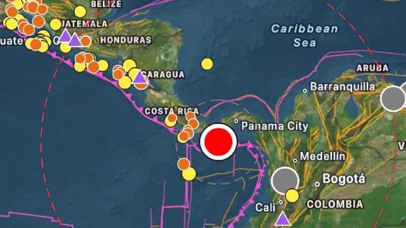 Powerful 7.7 quake strikes off Panama, tsunami threat issued for Pacific coasts