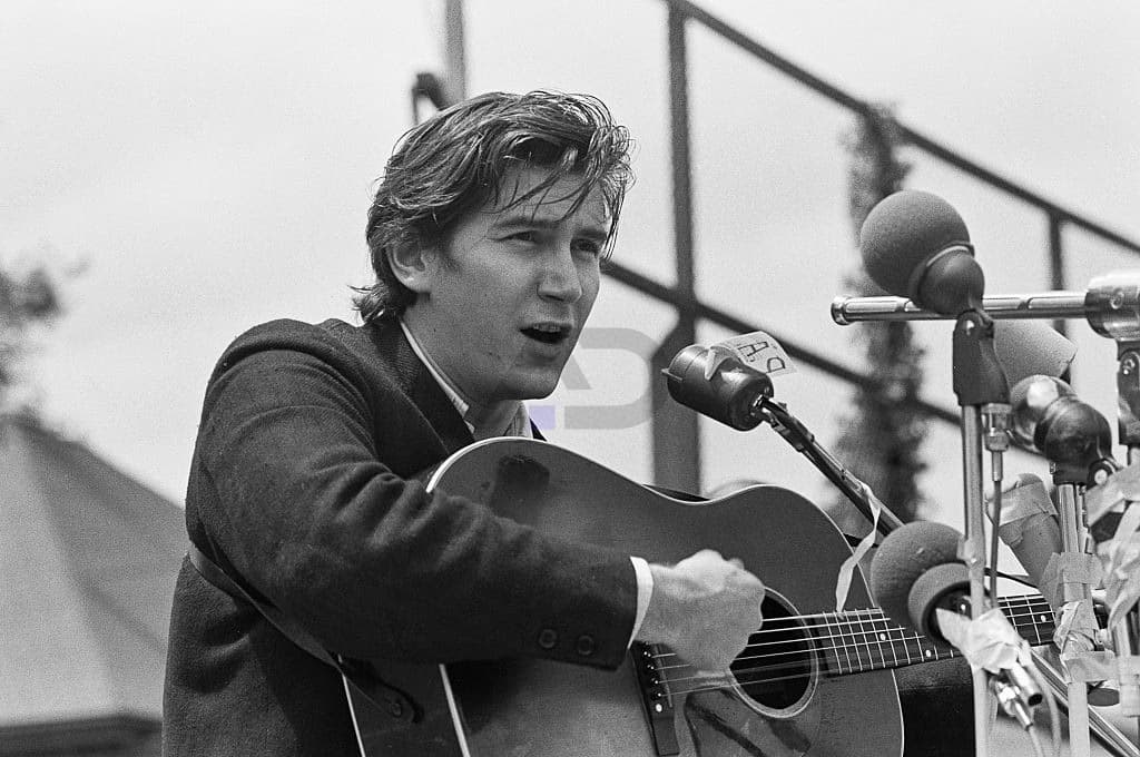 Phil Ochs and the Musical Contribution to the New Left Movement of the 1960s