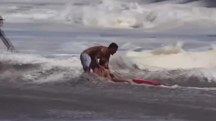 16-Year-Old Lifeguard Saves Child from Giant Waves at Seabright Beach in Santa Cruz