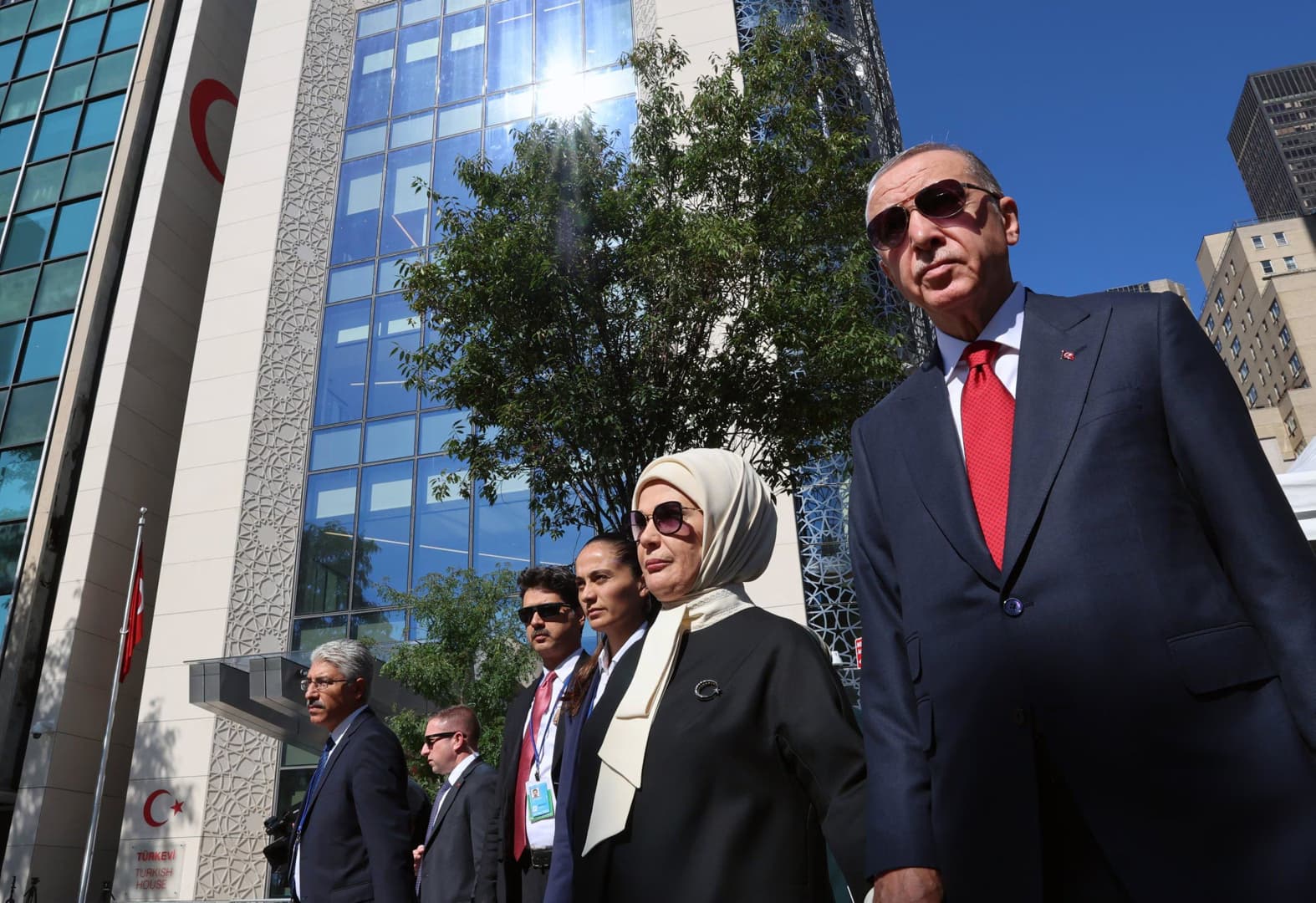President Erdoğan Arrives at UN General Assembly with First Lady Emine Erdoğan