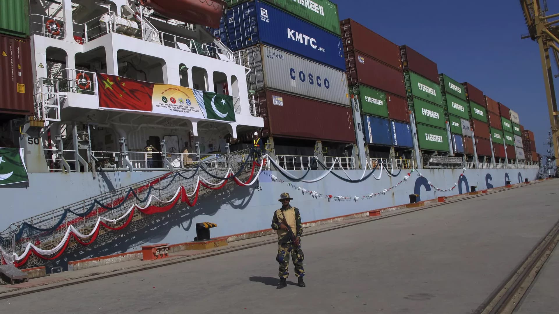 Pakistan Strengthens Strategic Relations with the Eurasian Economic Union