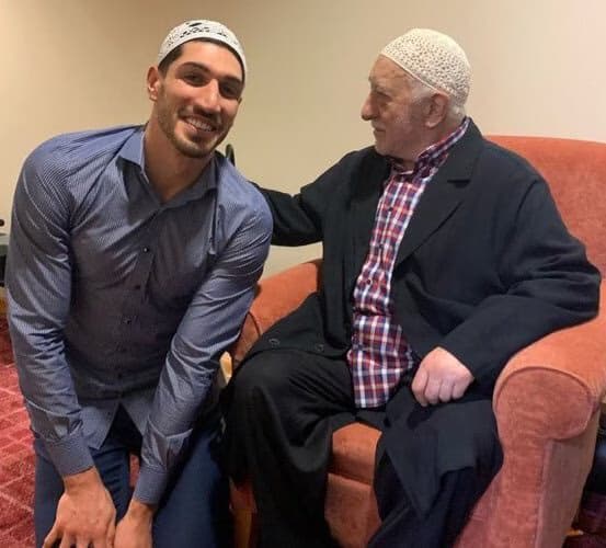 FETÖ bağlantılı Enes Kanter ABD'de tartışma yarattı: Kendini kadın ilan edip WNBA seçmelerine başvurdu